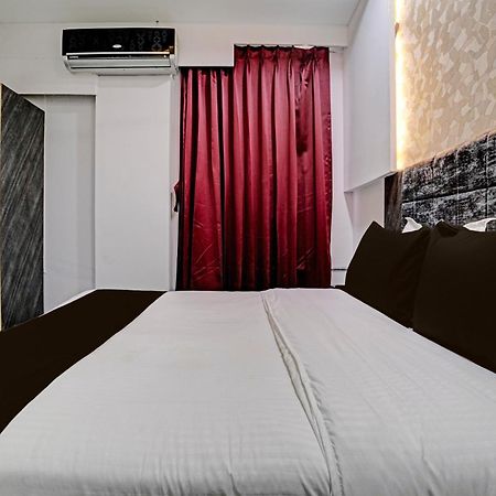 Hotel O Star Galaxy Surat Zewnętrze zdjęcie