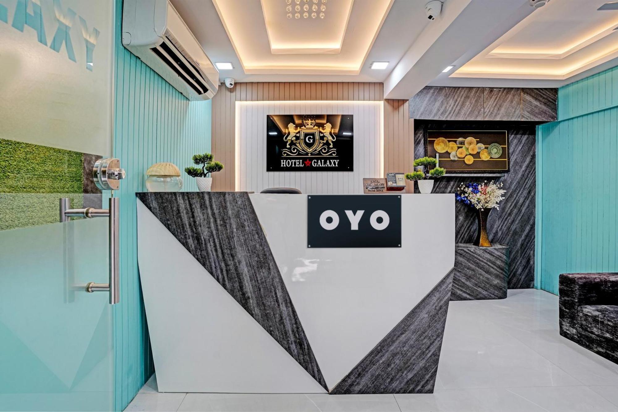 Hotel O Star Galaxy Surat Zewnętrze zdjęcie
