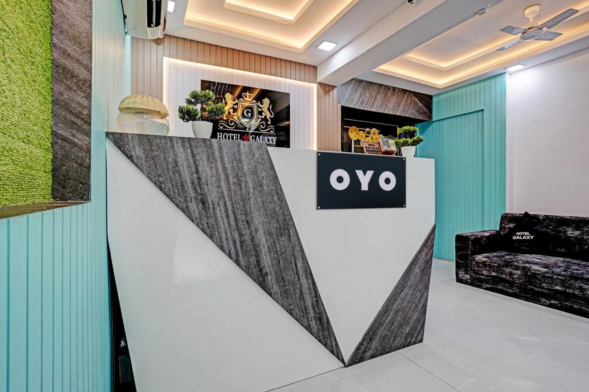 Hotel O Star Galaxy Surat Zewnętrze zdjęcie
